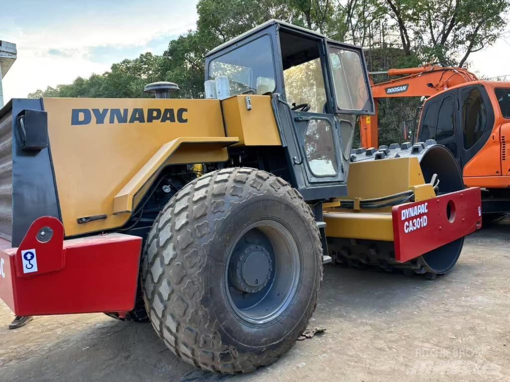Dynapac CA 301 D Valjci sa jednim bubnjem
