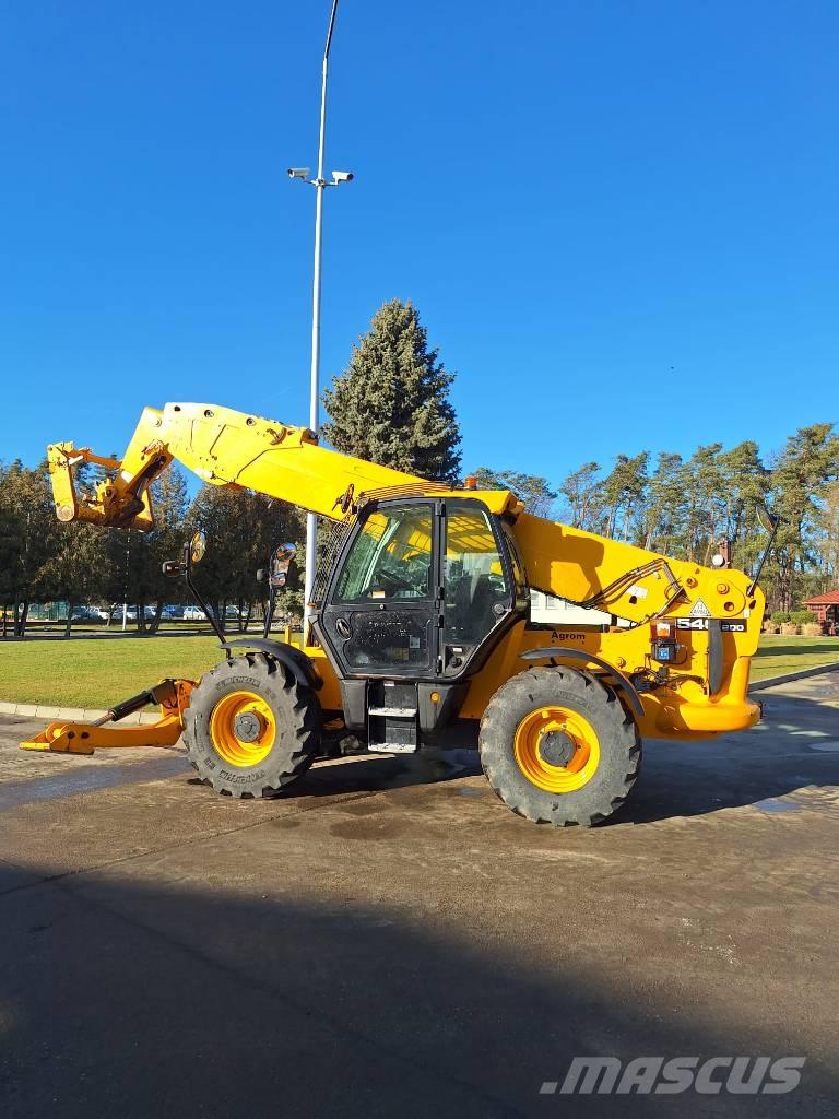 JCB 540-200 540-200 Višenamenski utovarivači