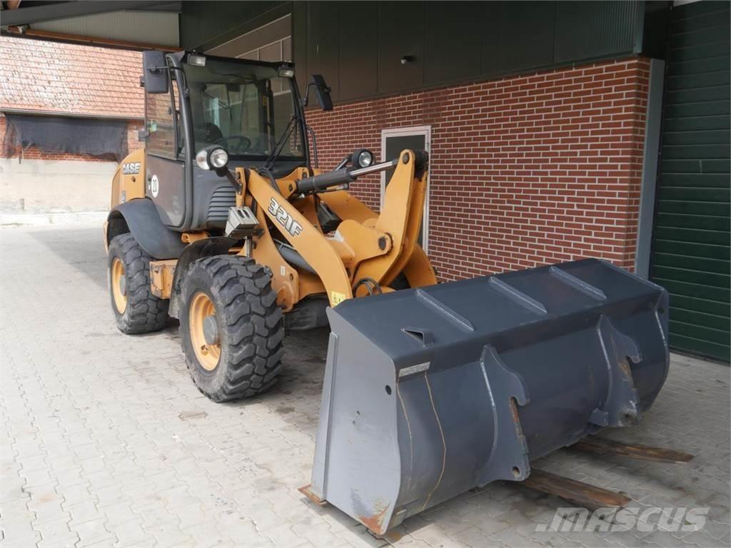 Case IH 321 F Utovarivači na točkove
