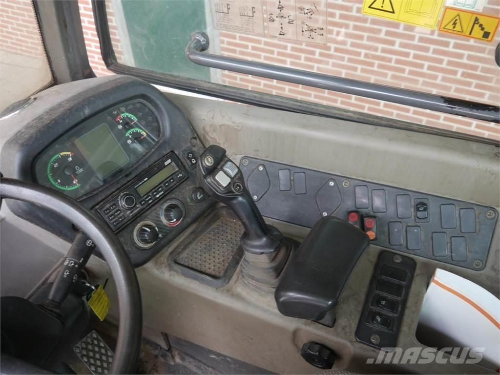 Case IH 321 F Utovarivači na točkove