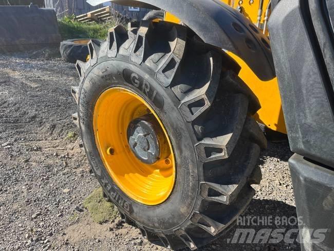 JCB 535-95 Teleskopski viljuškari