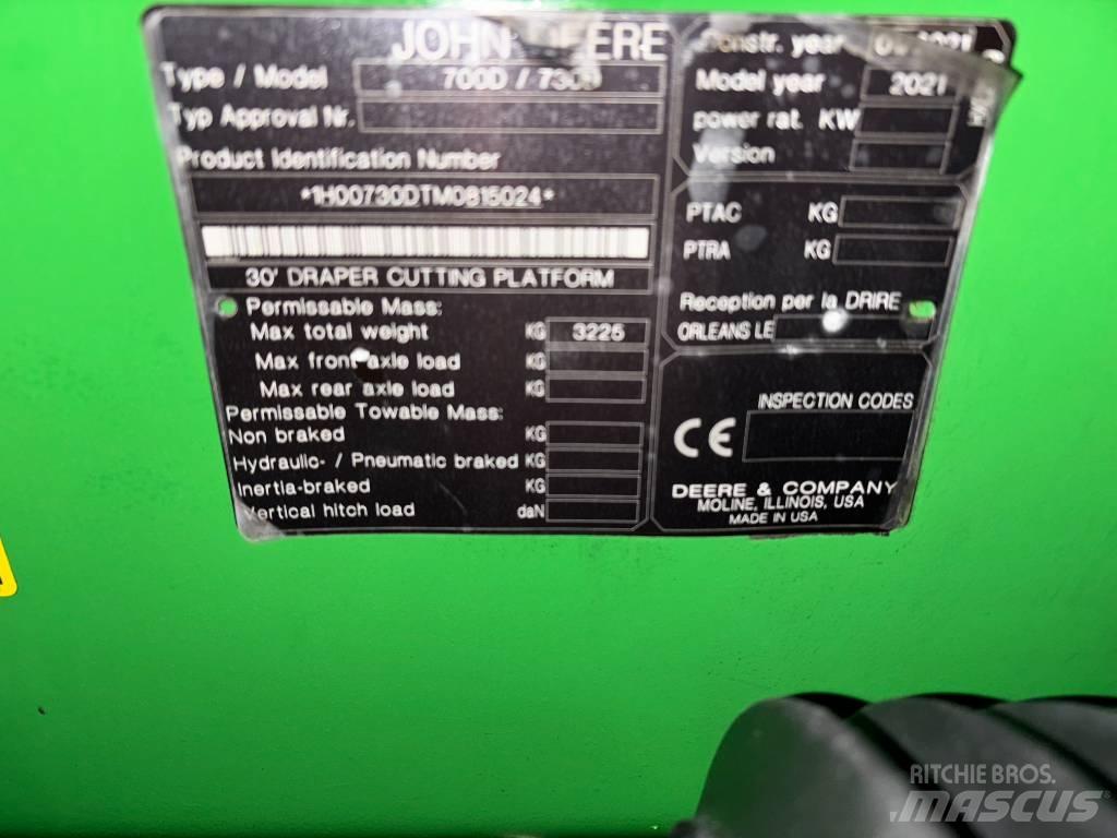 John Deere T670I 4WD Kombajni