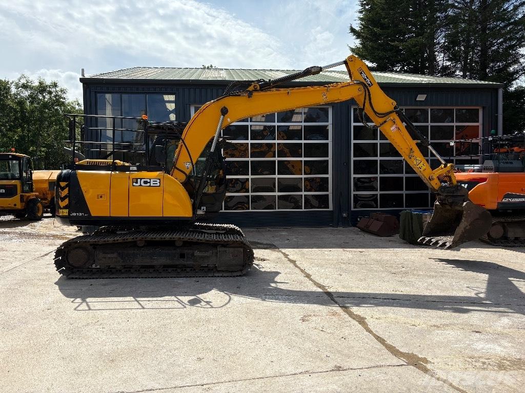 JCB JS 131 Bageri guseničari