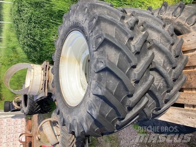 Trelleborg 440/65R24 Gume, točkovi i felne