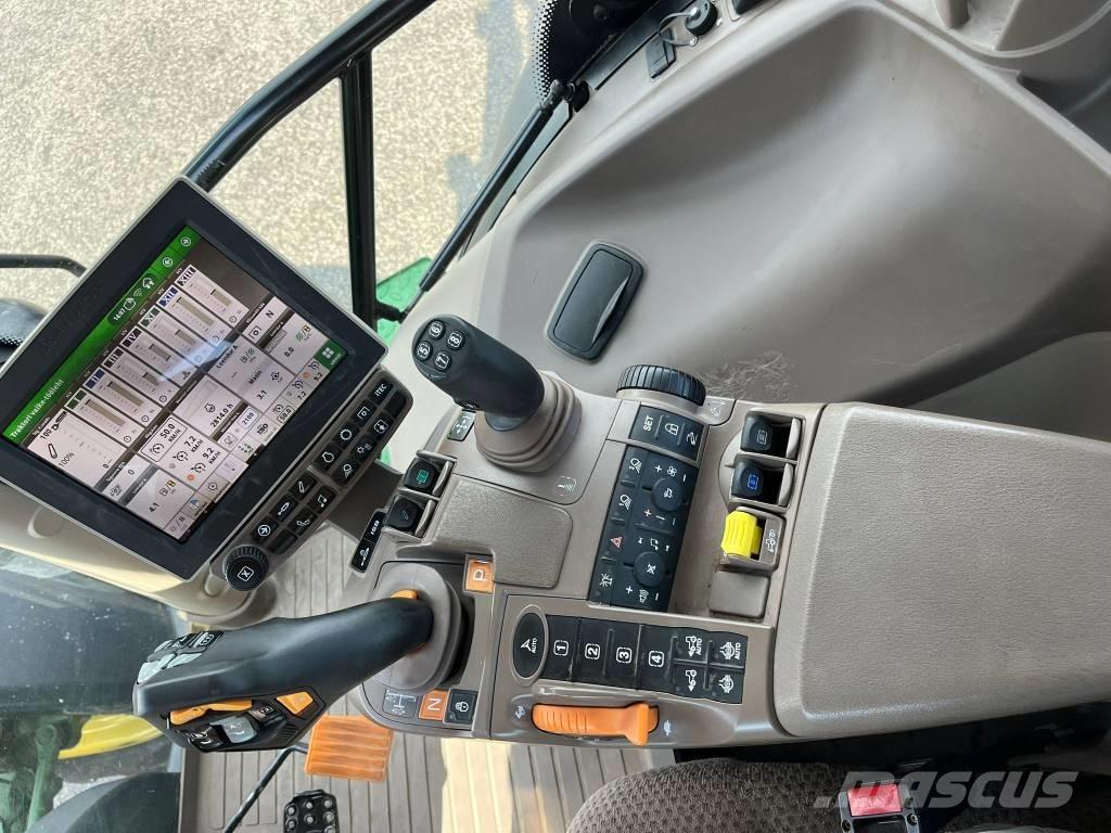 John Deere 6230 R Traktori