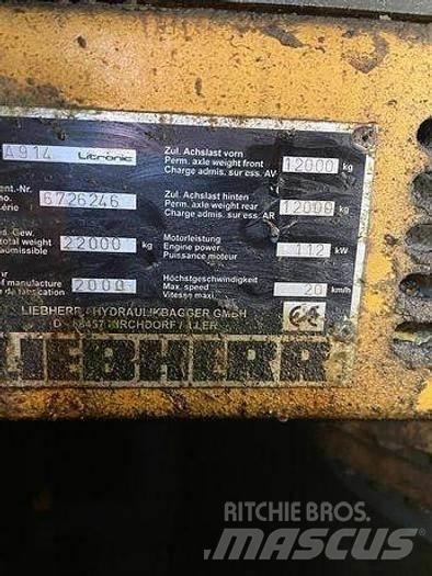 Liebherr A914 - Polovni specijalni bageri