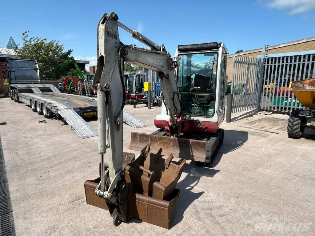 Takeuchi TB 125 Mini bageri < 7t