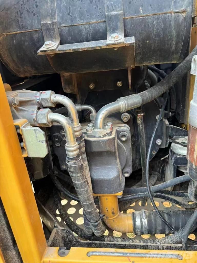 Sany SY 75 C pro Bageri guseničari