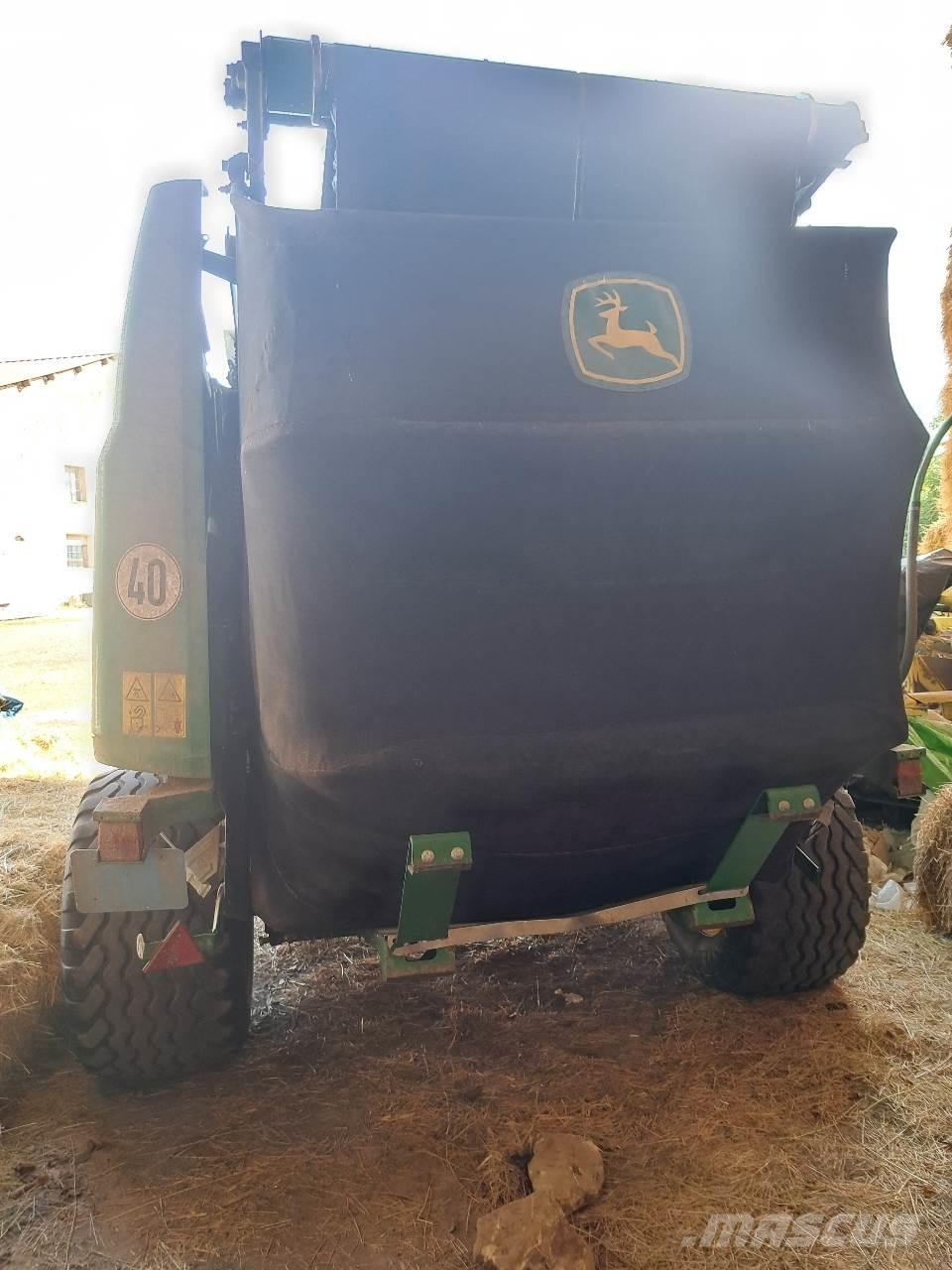 John Deere 990 Prese/balirke za rolo bale