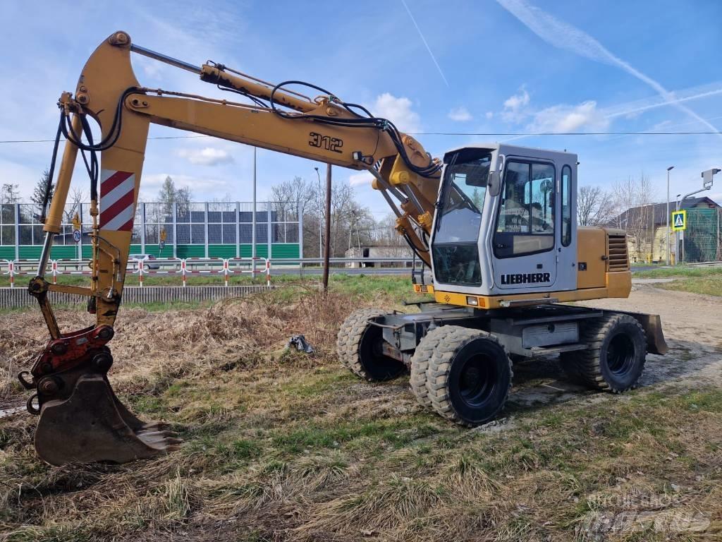 Liebherr 312 A Bageri točkaši