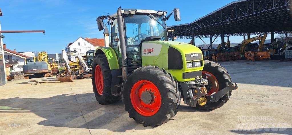 CLAAS ARES 696 Traktori