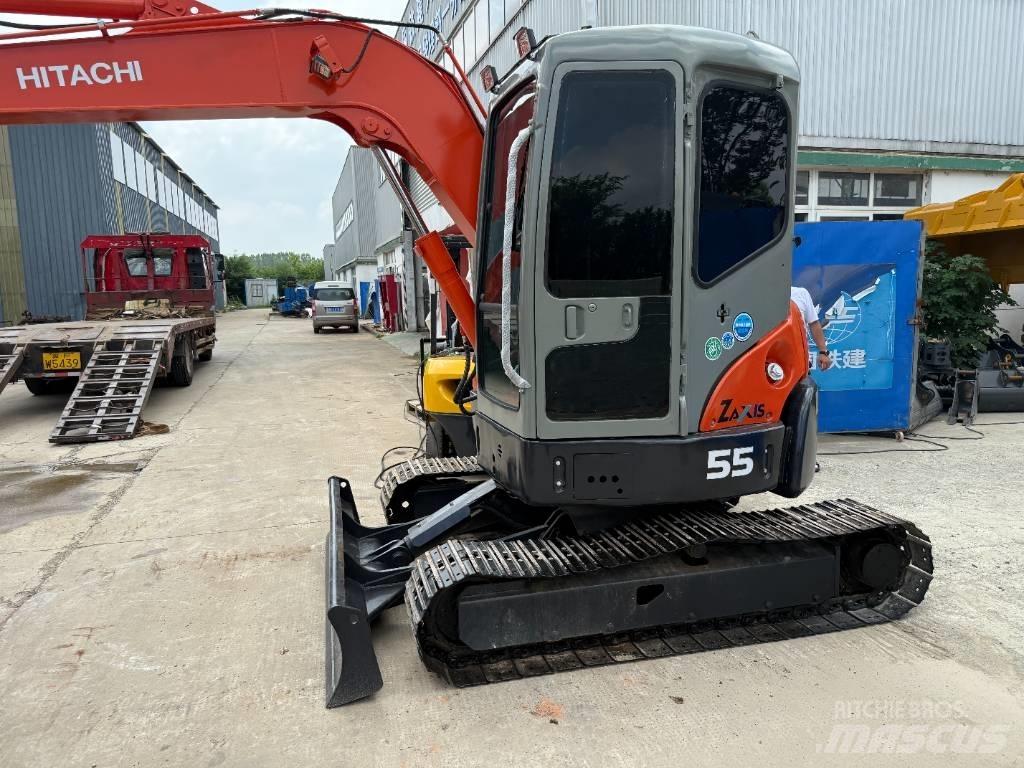 Hitachi Zaxis 55 U Bageri guseničari