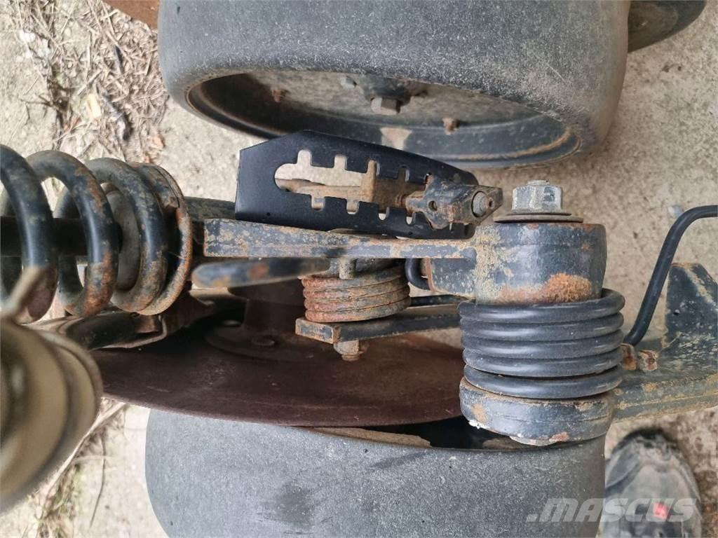 John Deere 750 A Sejačice