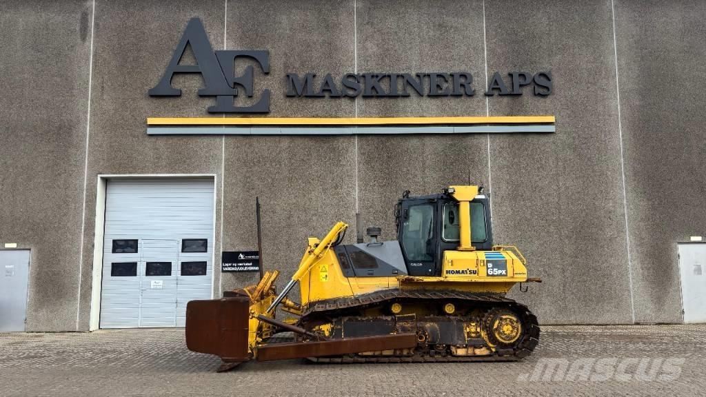 Komatsu D 65 PX-15 Buldožeri guseničari