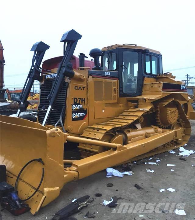 CAT D7H Buldožeri guseničari