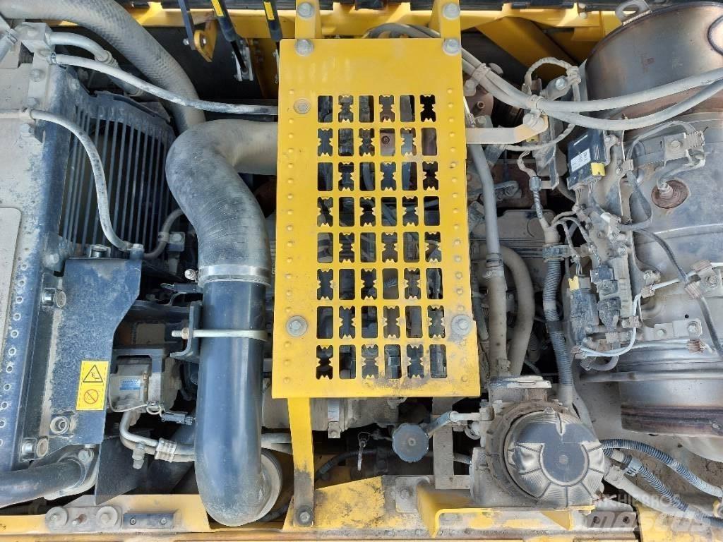 Komatsu HB365LC-3 Bageri guseničari