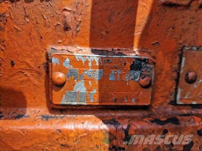  Engines F4L912 Ostale kargo komponente