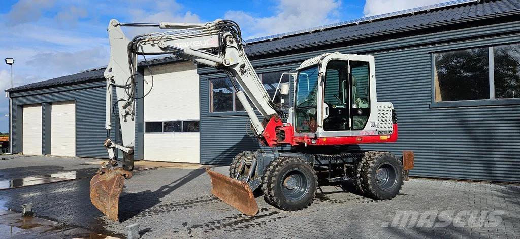 Takeuchi TB 175W Midi bageri 7t – 12t