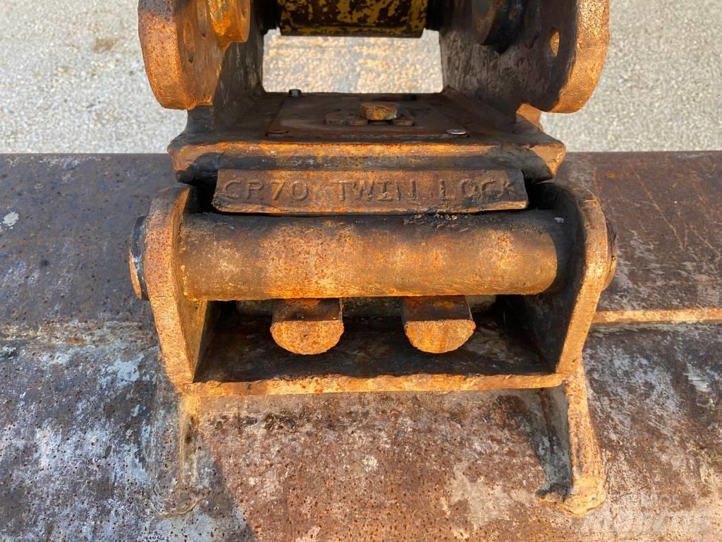Komatsu PC118MR-8 Midi bageri 7t – 12t
