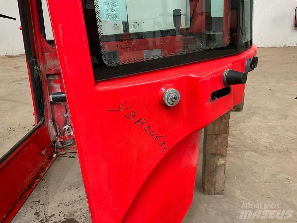 Yanmar Vio 25-6 Kabine i unutrašnjost