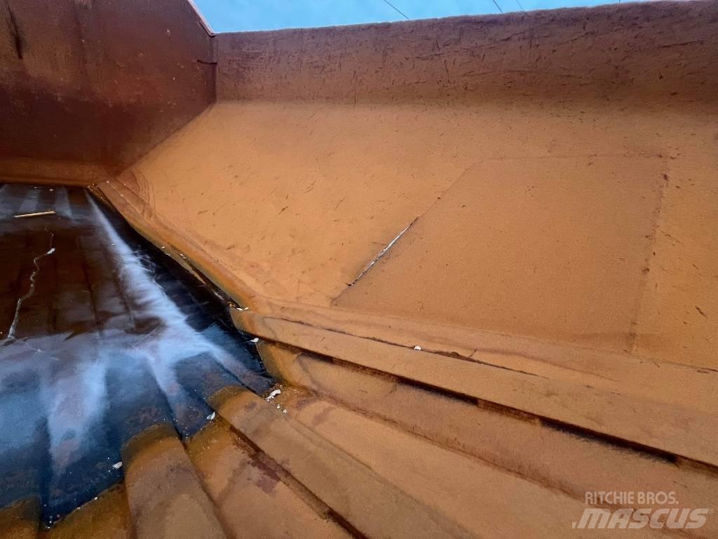 Doosan MT 41 Zglobni damperi