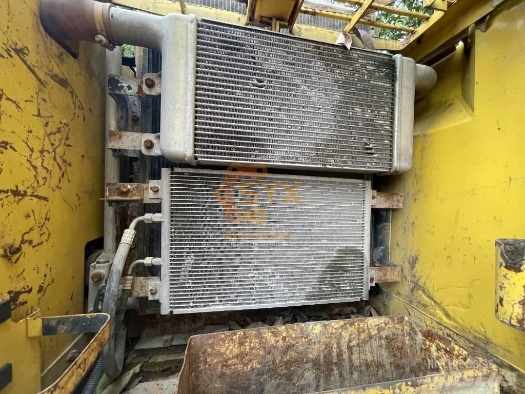 Komatsu PC 220-7 Bageri guseničari
