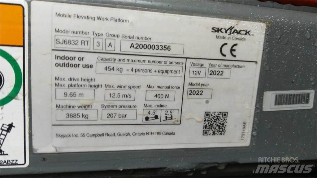 SkyJack 6832RT Makazaste platforme