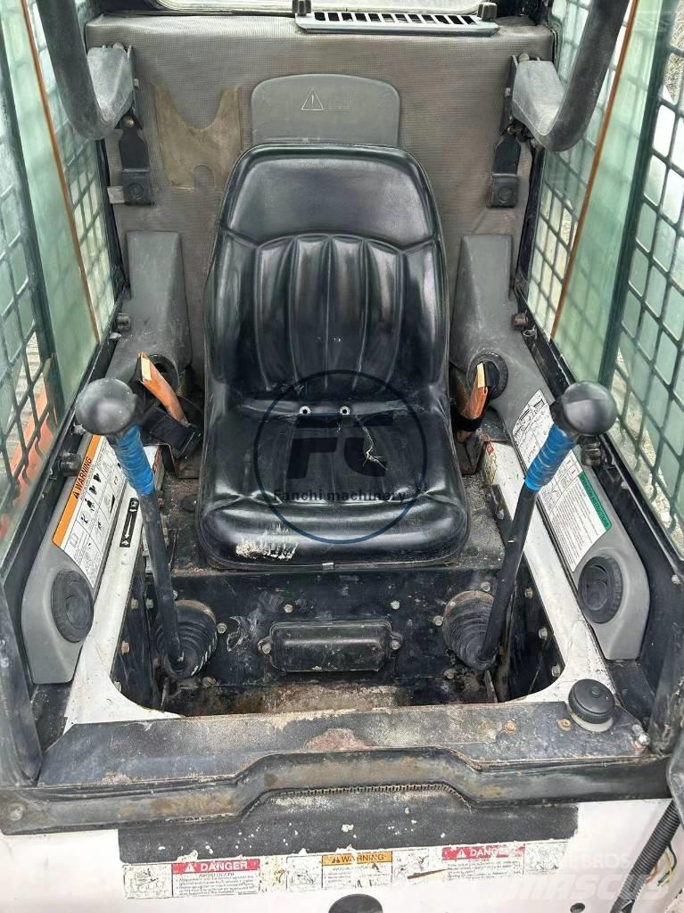 Bobcat S 330 Skid steer mini utovarivači