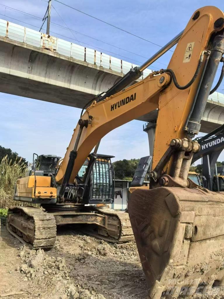 Hyundai 520VS Bageri guseničari