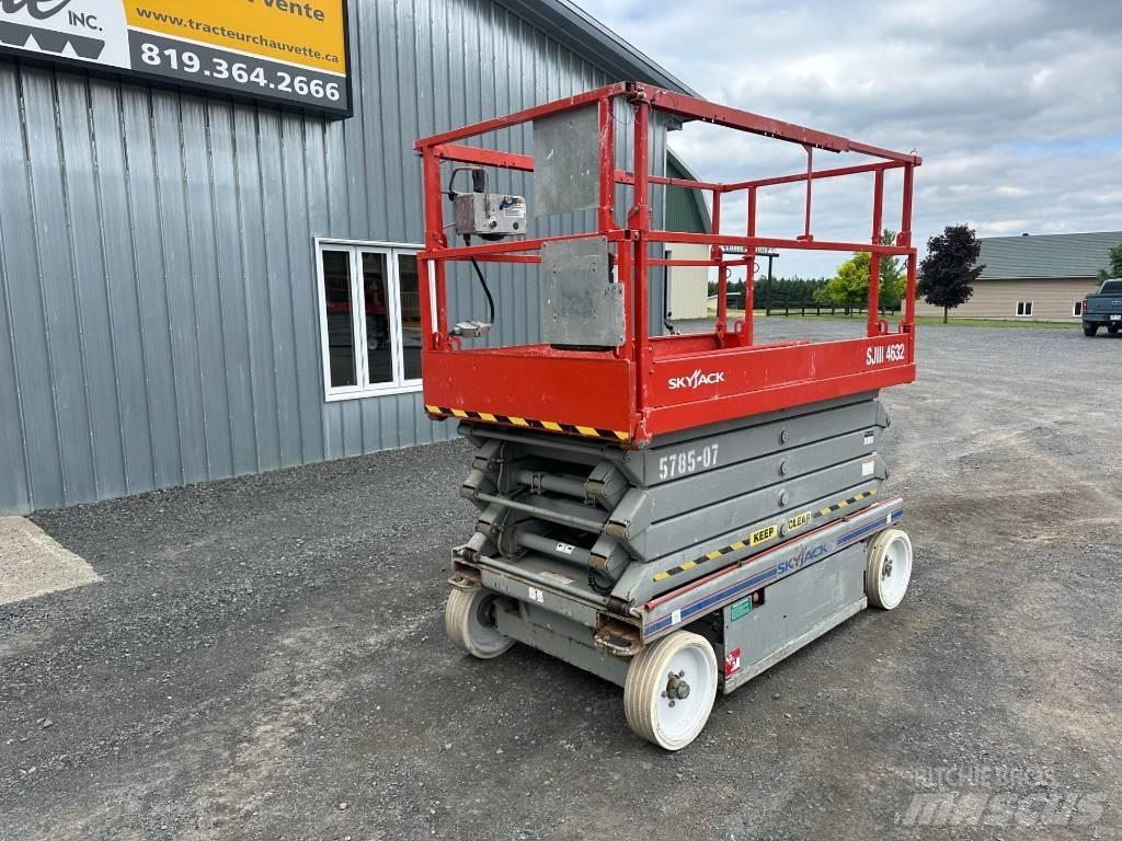 SkyJack SJ 4632 Makazaste platforme