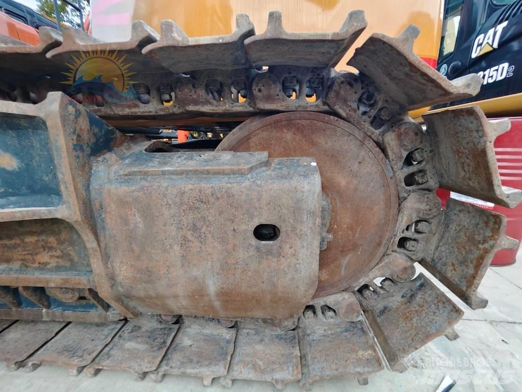 Komatsu PC 460-8 Bageri guseničari