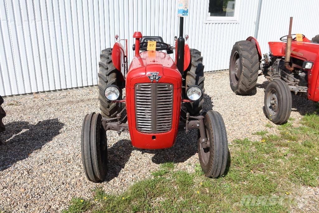 Massey Ferguson 35 Traktori
