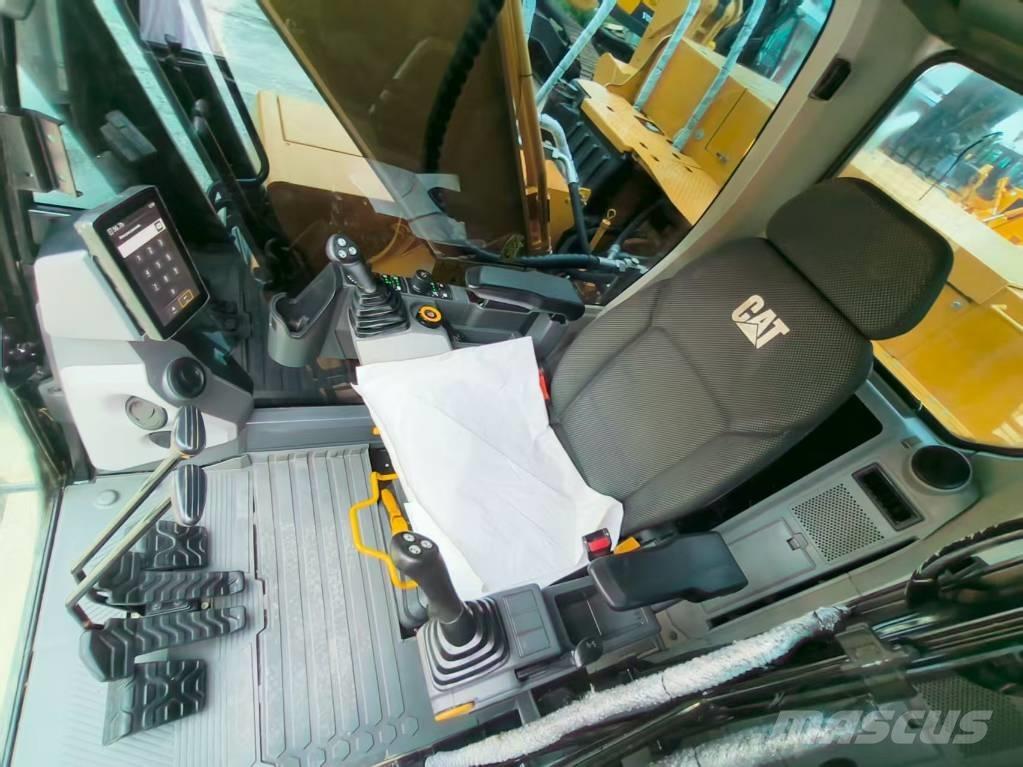 CAT 320 GC Bageri guseničari