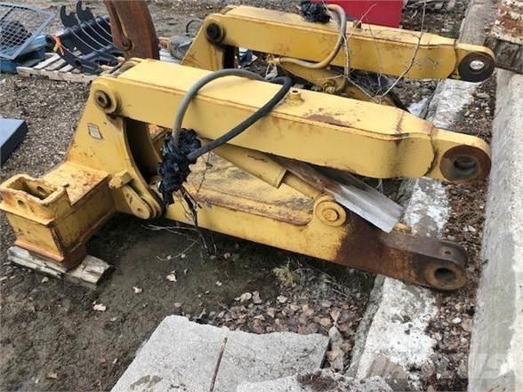 CAT D7R Kultivatori za građevinarstvo