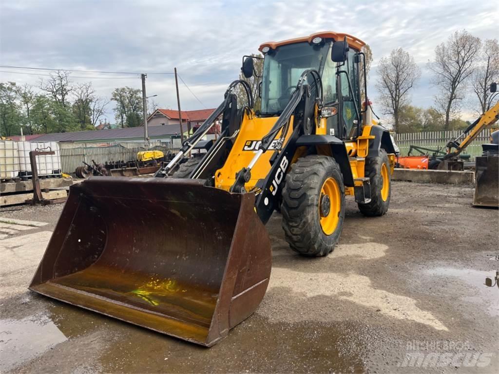 JCB 411 T4 Ostalo za građevinarstvo