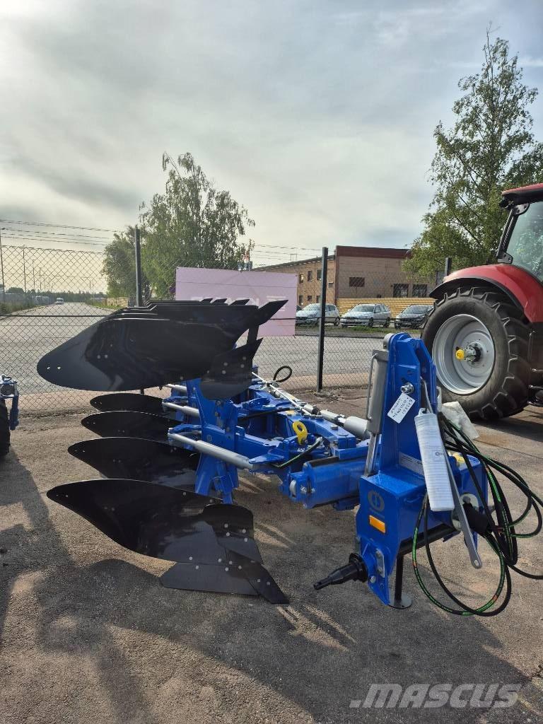 Överum CX4975 ny! Plugovi obrtači