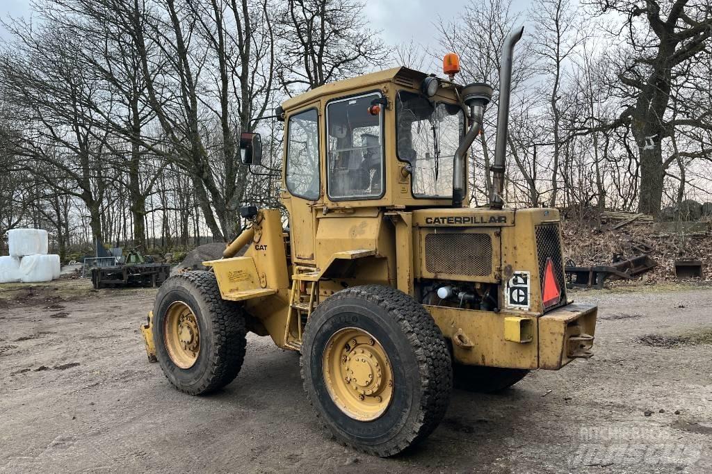 CAT 910 Utovarivači na točkove