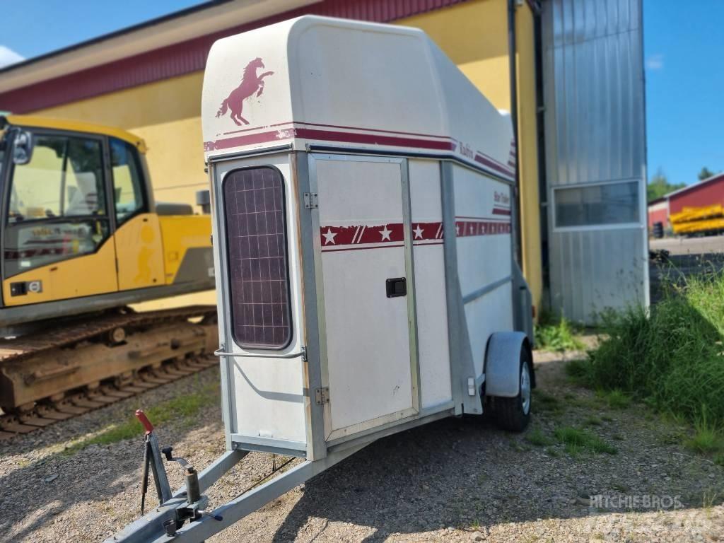 Star Trailers Rubin Prikolice za prevoz životinja