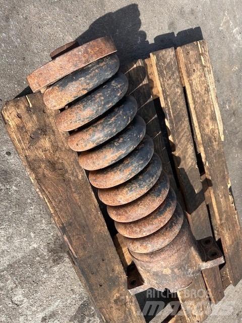 CAT 325 C NAPINACZ Gusenice za građevinarstvo
