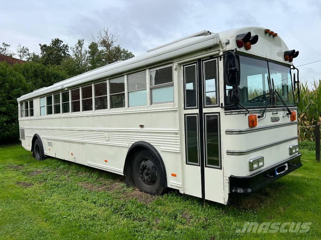 Thomas K880 Školski autobusi