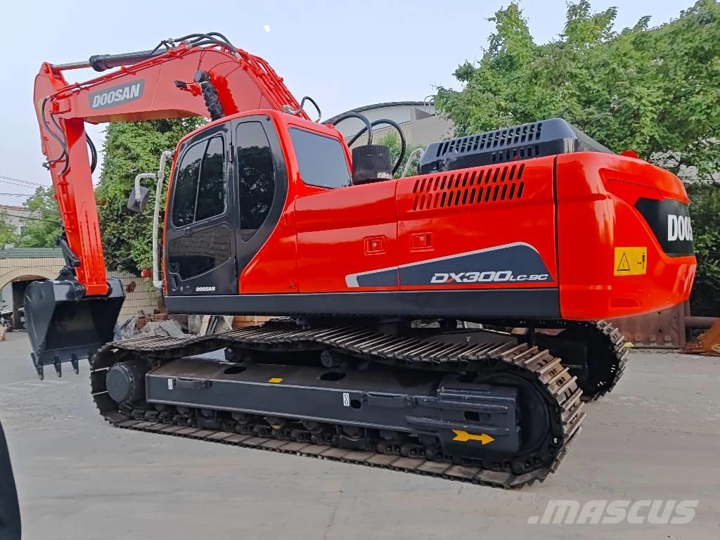 Doosan DX300LC-9C Bageri guseničari