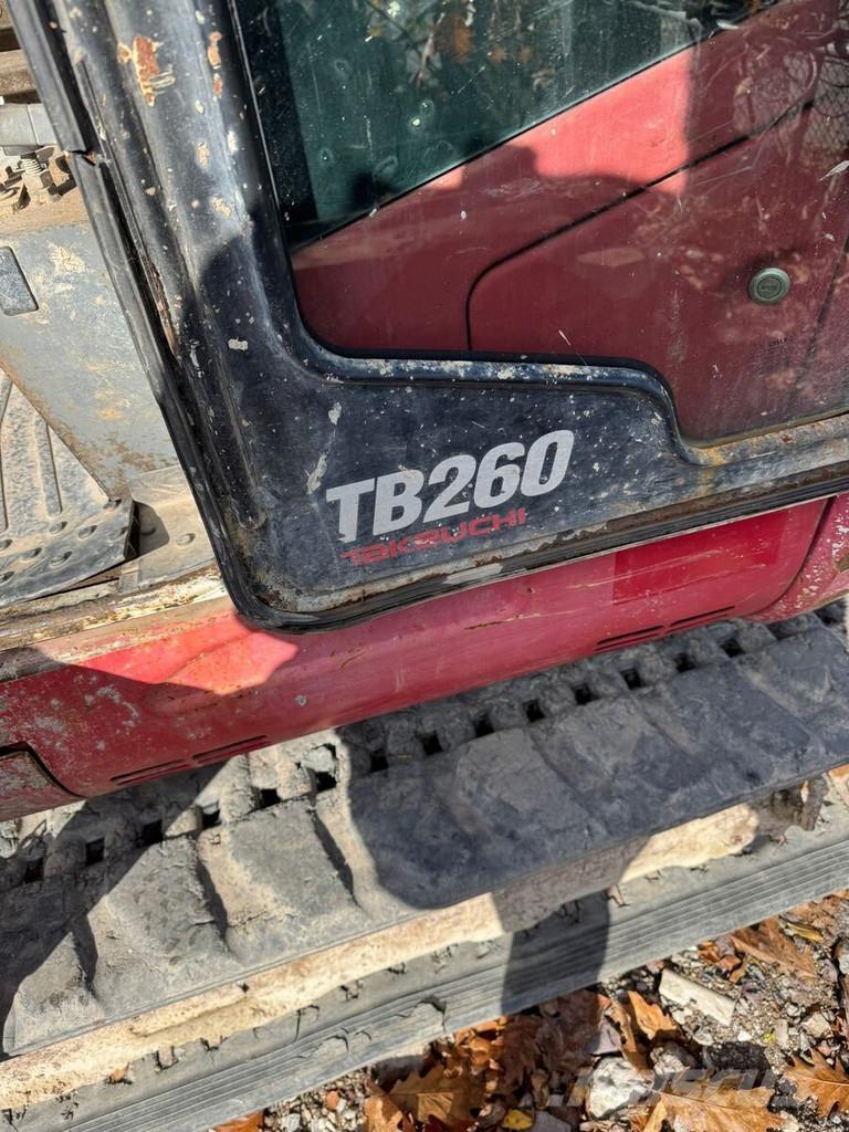 Takeuchi TB260 Mini bageri < 7t