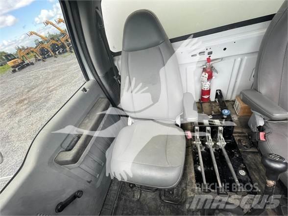 Ford F750 XL Kamioni za vodu