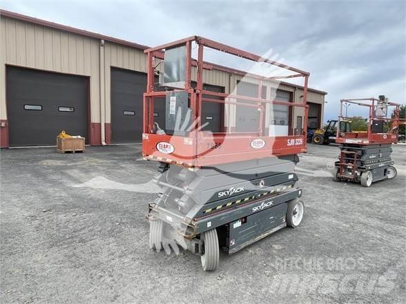 SkyJack SJ3226 Makazaste platforme