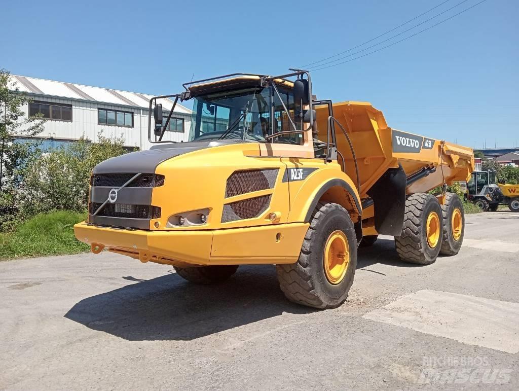 Volvo A 25 F Zglobni damperi