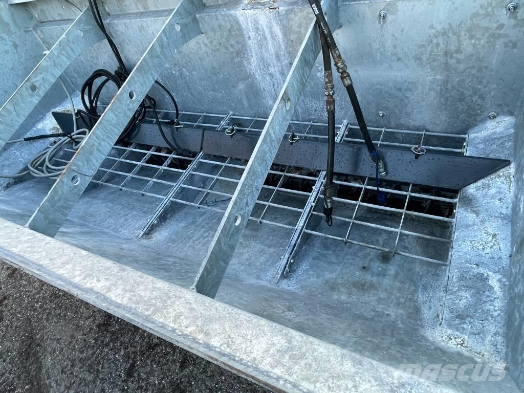 Sami SAMI SLD-18 Posipači soli i peska