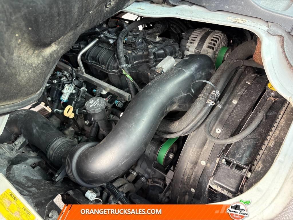 Isuzu NPR Kamioni sa otvorenim sandukom