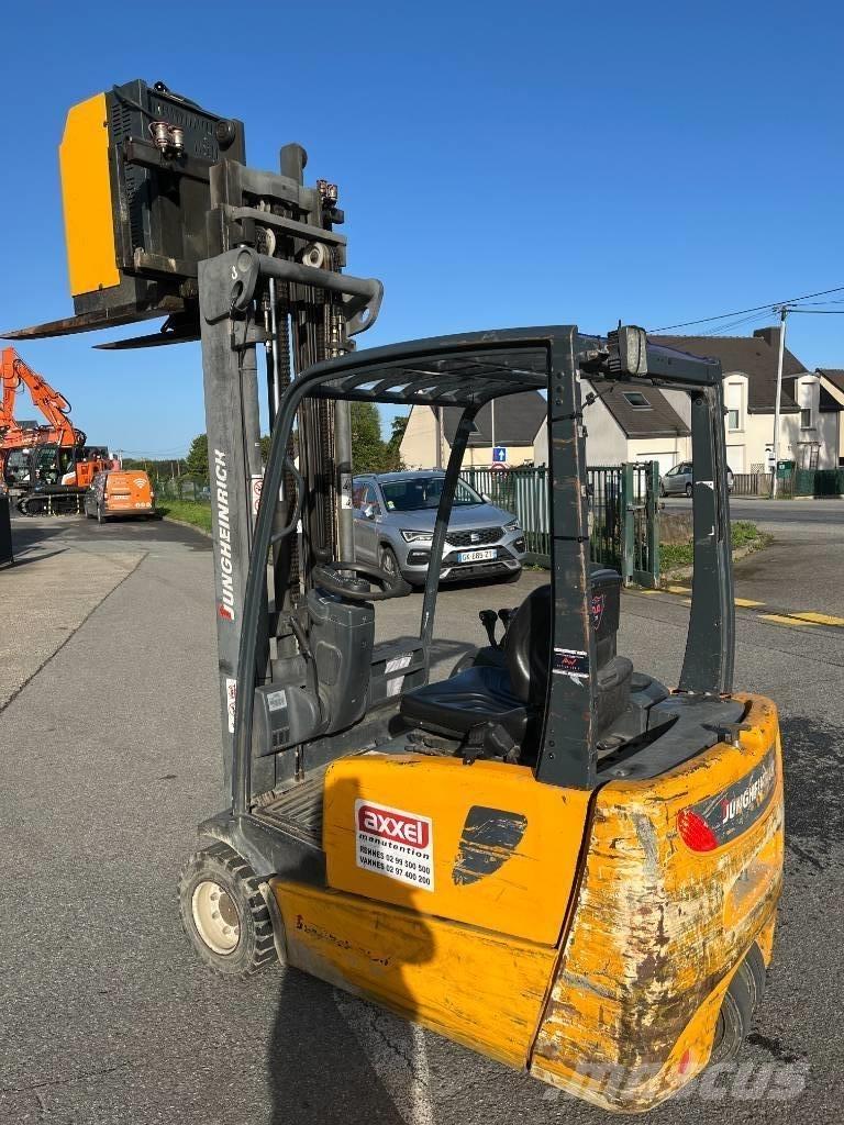 Jungheinrich EFG218 Električni viljuškari