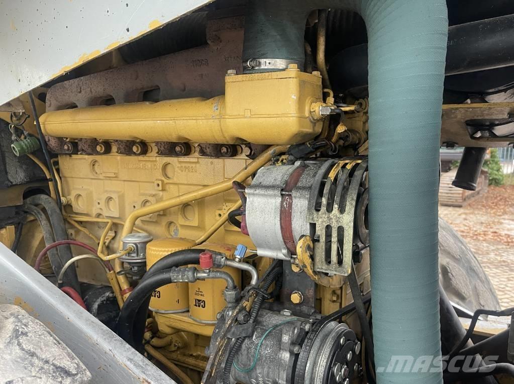 CAT CS 663 E      2002 Valjci sa jednim bubnjem