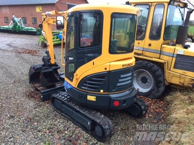 Hyundai R25 AK Mini bageri < 7t